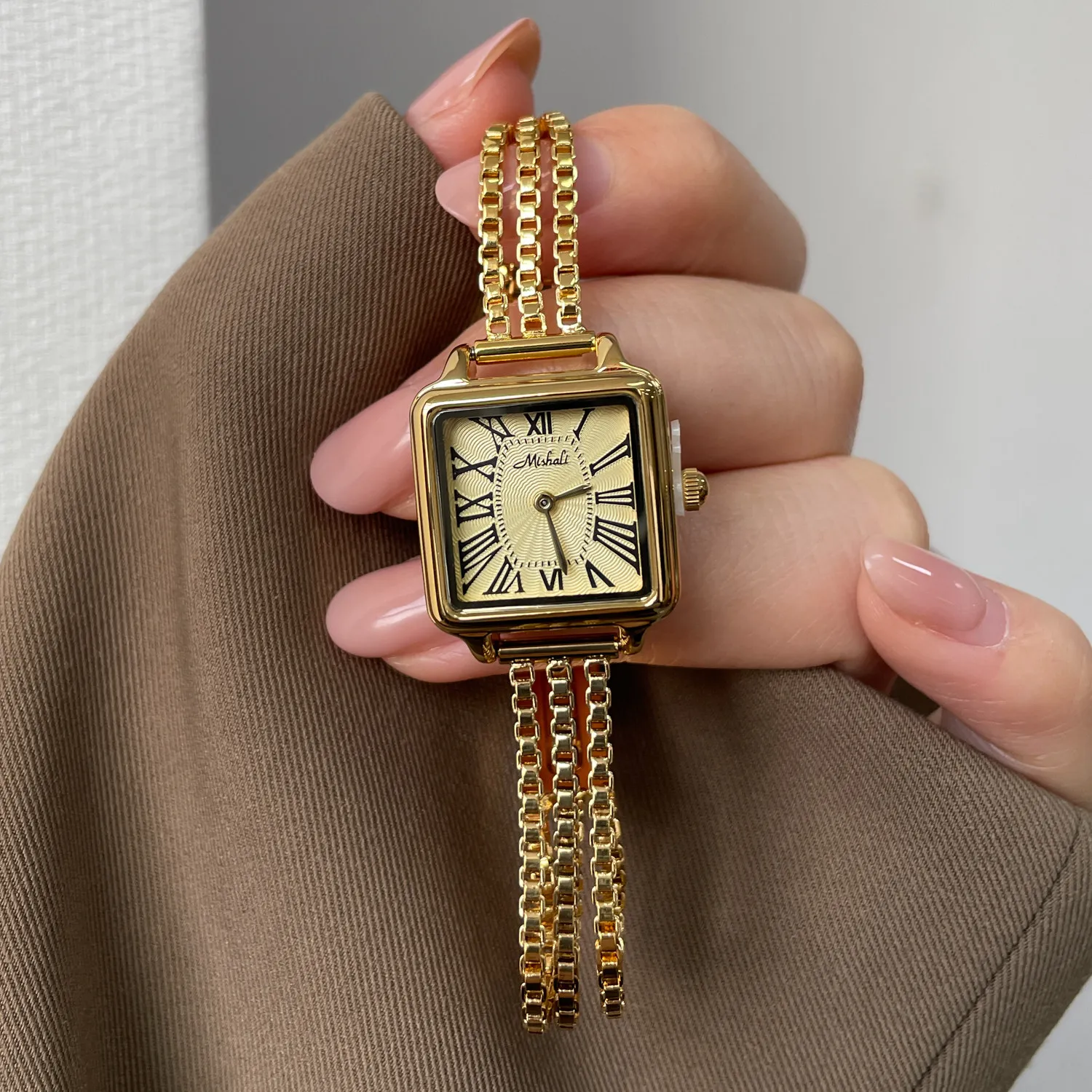 Luxurious Square-Shaped, Elegant Women'S Watch, 2026 New Model, High-End Selected Timepiece, A Perfect Gift For Women.