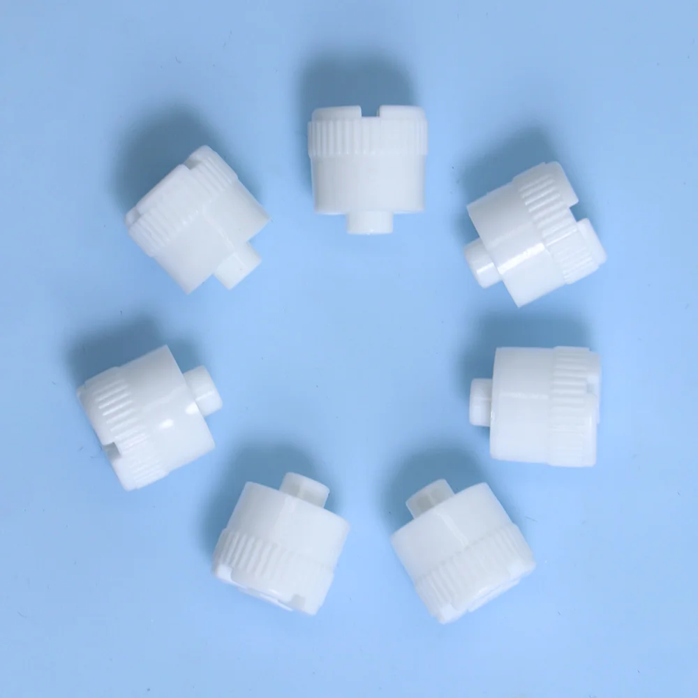 Maschio Luer Lock Plug Adapter valvola dell'aria tubo erogazione colla siringa raccordo a barilotto connettore in plastica PP coperchio tappo terminale