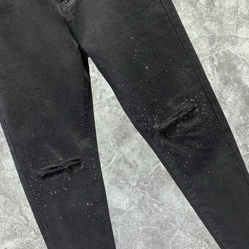 2025 Korean Version High-End Starry Sky Rhinestone Distressed Black Stretch Jeans for Men Summer Versatile Casual Slim Fit Pants