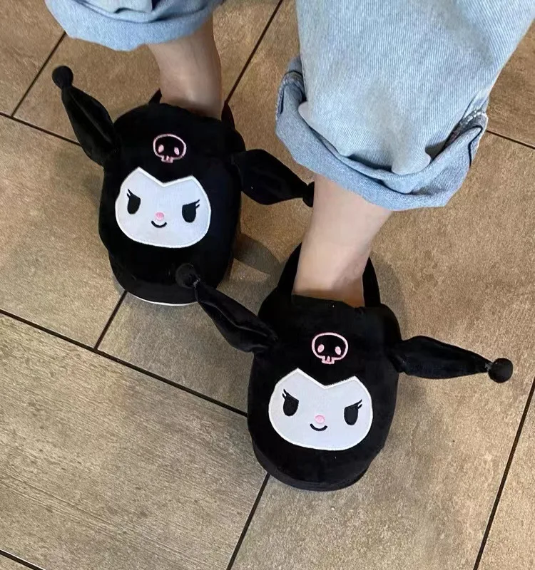 Lindas zapatillas de felpa Kuromi para mujer, Cinnamoroll, orejas, movimiento, melodía, Anime Kawaii, primavera Otoño Invierno, Zapatillas de casa de dibujos animados divertidas