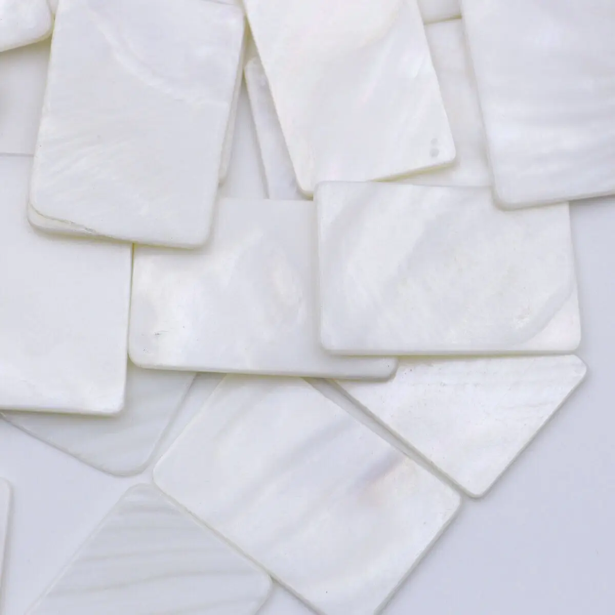 2 PCS Not drilled Natural White Oblong Shell Mother of Pearl 20mmX30mm Thickness 1.7mm Crafts Making DIY