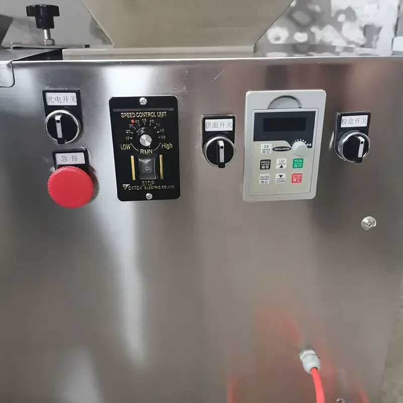 High Quality Small Bakery Rounder Dough Cutting Split Machine with Essential Motor Component