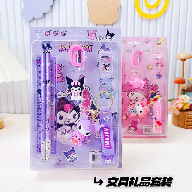 

Канцелярские товары Sanrio Kuromi Cinnamoroll MyMelody, набор для ручного счета, подарочная коробка, ластик, точилка для карандашей, линейка, колпачок для ручек, брелок