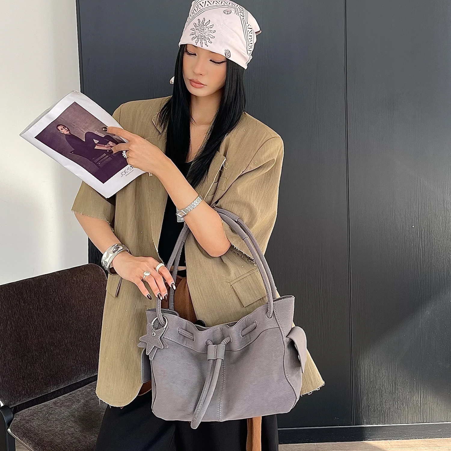 Large Capacity Drawstring Closure Tote Bag Luxury PU Leather Handbag Litchi Grain Pattern Crossbody Bag for Women