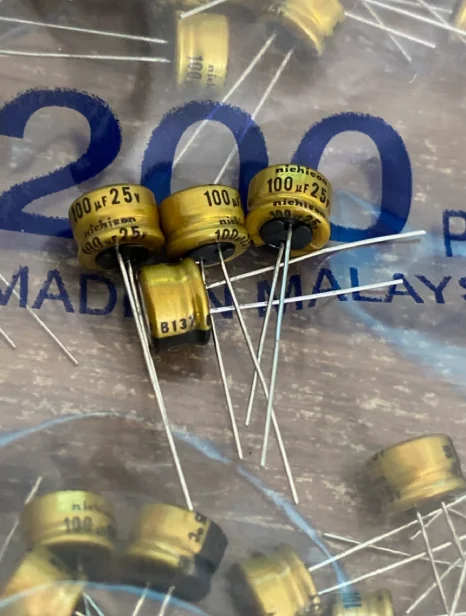 

20pcs/lot original Japanese nichicon 25V 100UF MW 8X5mm audio electrolytic capacitors free shipping