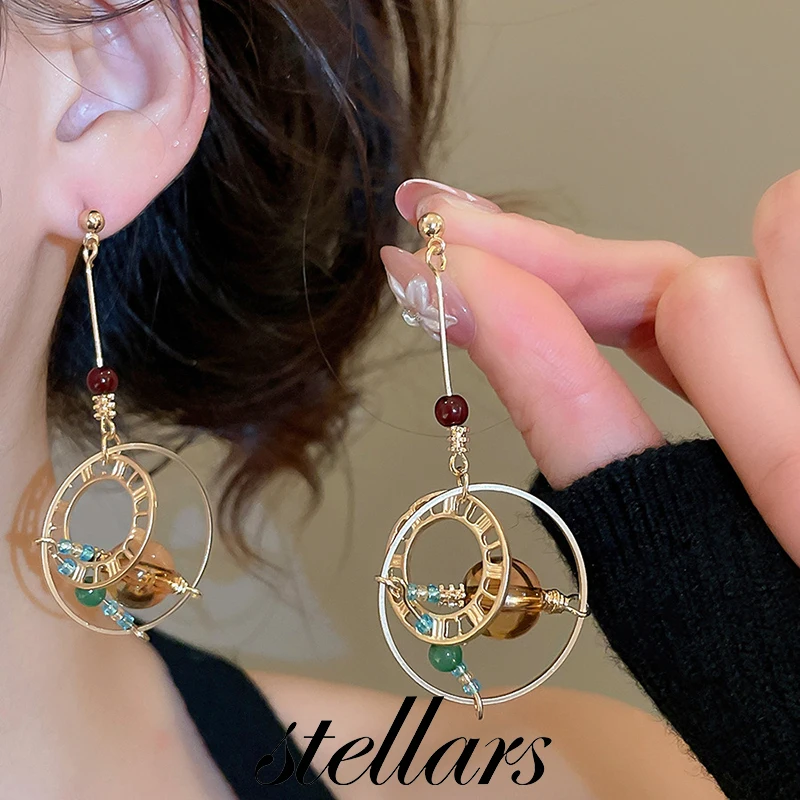 

Silver Needle Crystal Round Pendant Earrings Mid-Century Vintage Light Luxury Temperament Designer Niche Women's Jewelry