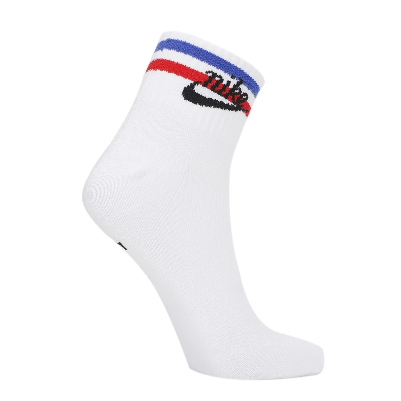 نايك الجوارب ثلاث حزمة Nsw كل يوم أساسي للجنسين الجوارب اللياقة البدنية الجري الرياضة الجوارب القصيرة مخطط موضة الجوارب غير رسمية Dx5080-100