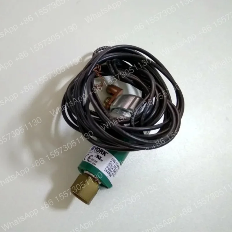 025-30480-000 pressure switch Central air conditioning compressor spare parts