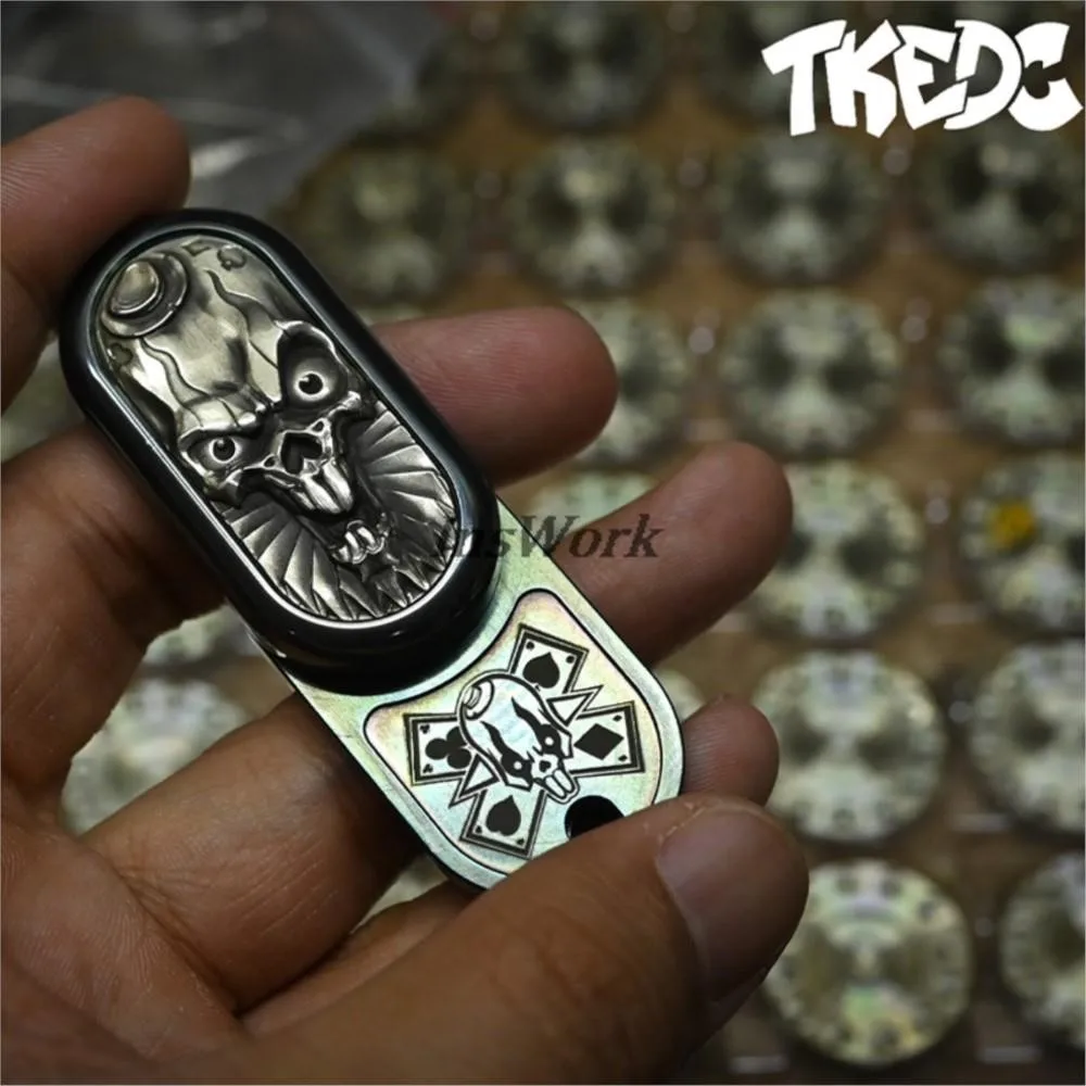 TKEDC 4th Mini Skull Fidget Push Slider Zirconium Cupronickel Push Card Stress Relief Metal Toys Decompression Office Gift Toys