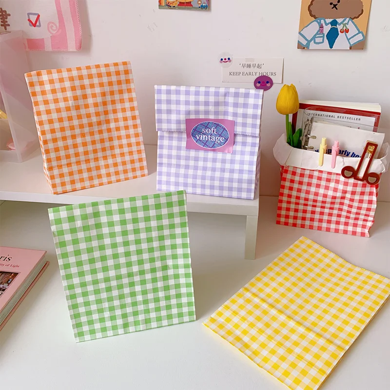 500pcs/ New Vertical Kraft Paper , Colorful Lattice Design, Exquisite Gift Bags, Bread Bags, Food Packing Bags.