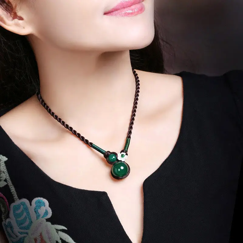 

UMQ Fashion Short Clavicle Chain Female Temperament All-Match Necklace Retro Agate Neck Jewelry Chinese Ethnic Style Accessories