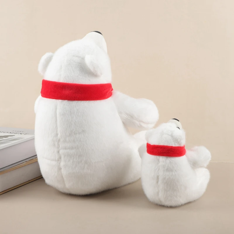 Großfüßiger Sitzender Eisbär Plüschtier mit Rotem Schal Flauschiges Gestopftes Eisbär-Kuscheltier Weiches Rundes Wildtier Zoo-Souvenir – Detail 12