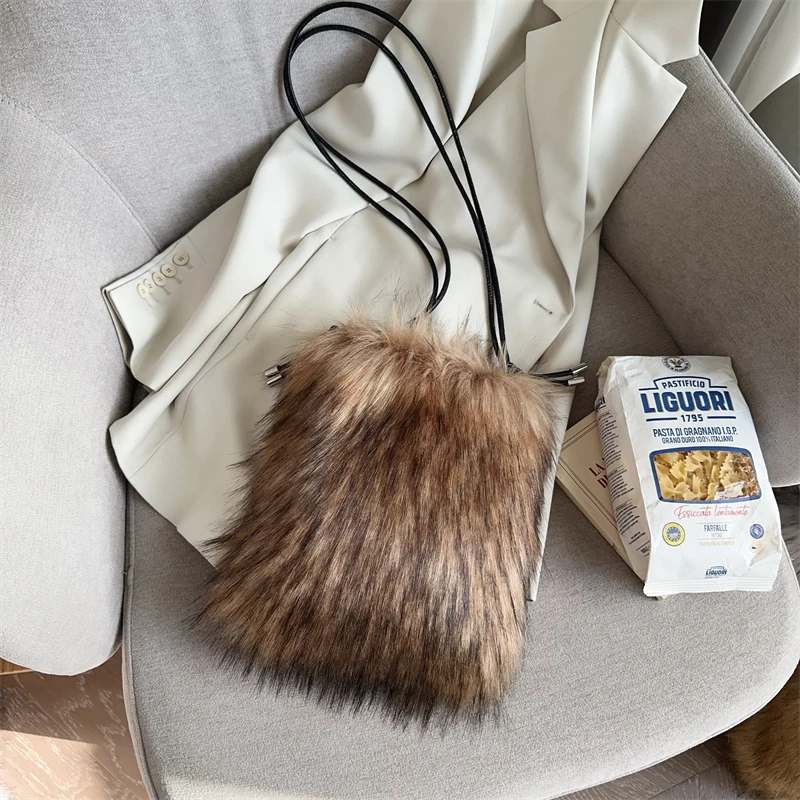 Faux Natural Fur-Ever Brown Raccoon Furry Fur Plush Phone Bag Crossbody Bag Wool For Women With Long Shoulder Fur Straps