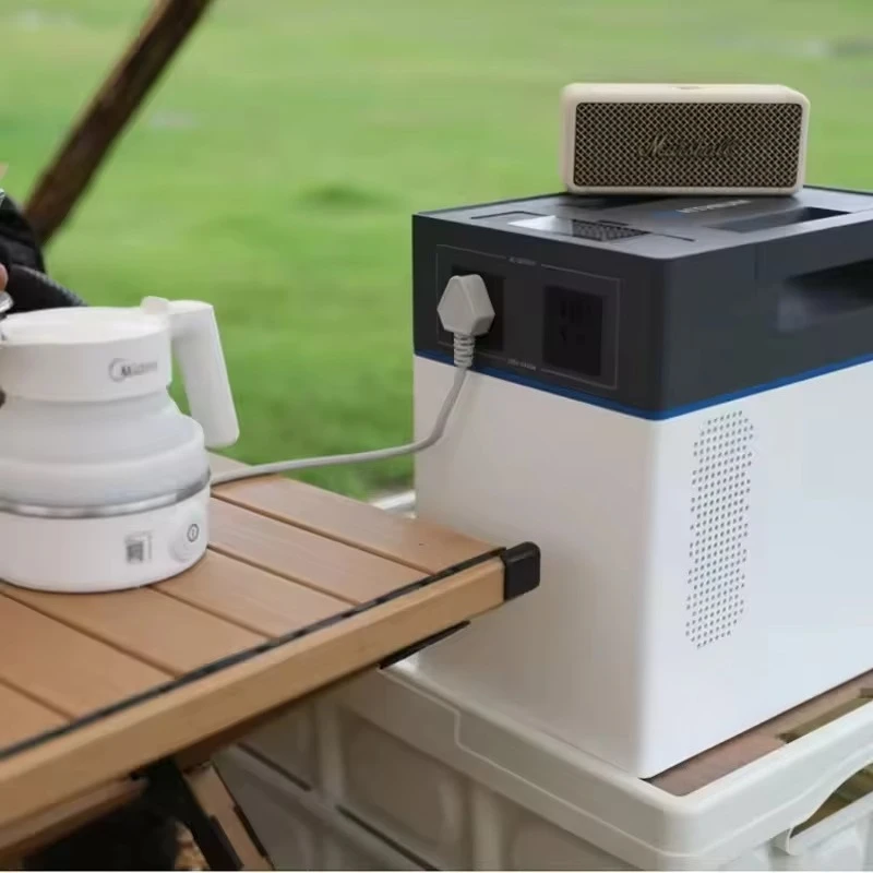 Centrale elettrica portatile al litio da 10000 cicli di alta qualità Generatore di pannelli solari da 2 kWh Centrale elettrica Hero EE