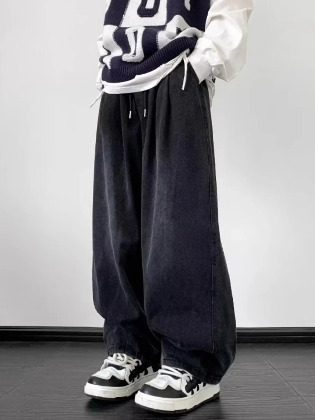 Premium Vintage Washed Men's Oversize High Street Straight Leg Loose Casual Long Jeans, Durable Youth Style for Spring & Autumn