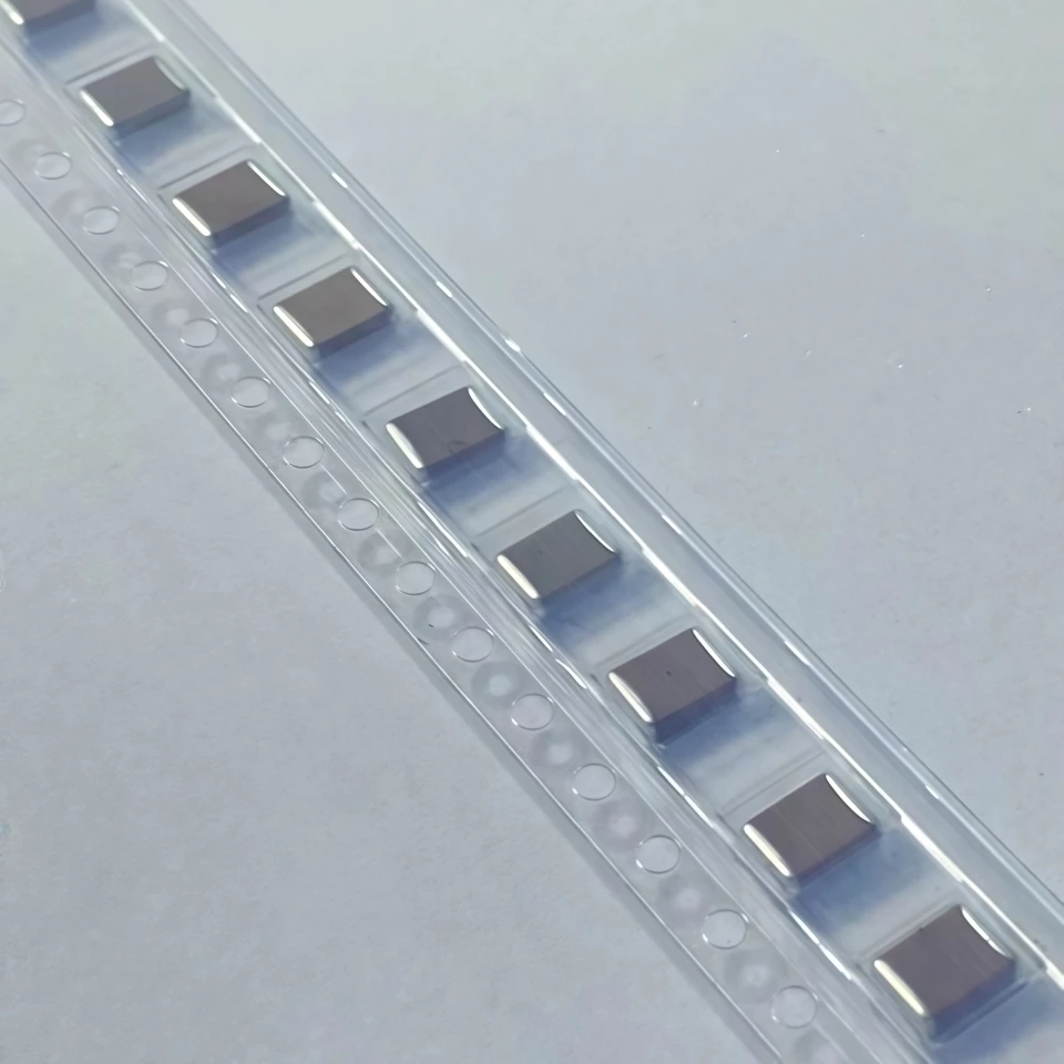 50Pcs/Lot 4532 1812 100UF 6.3V 107M ±20% X5R,SMD Chip Ceramic capacitor,Chip capacitor,4.5mm*3.2mm,C4532X5R0J107MT
