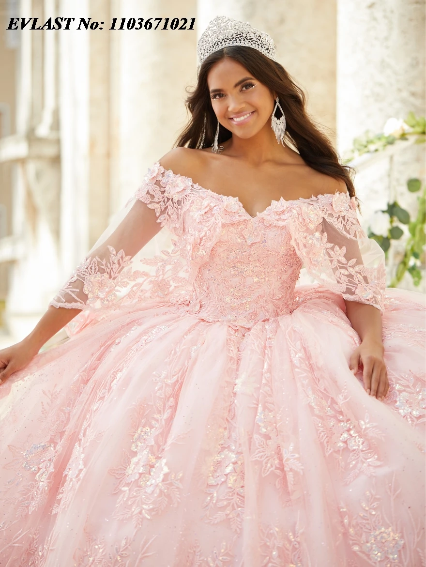 EVLAST Personalizzato Rosa Abito Quinceanera Abito di Sfera Al Largo Della Spalla 3D Applique Floreale Perline Mantello Dolce 16 Abiti De XV Anos SQ334