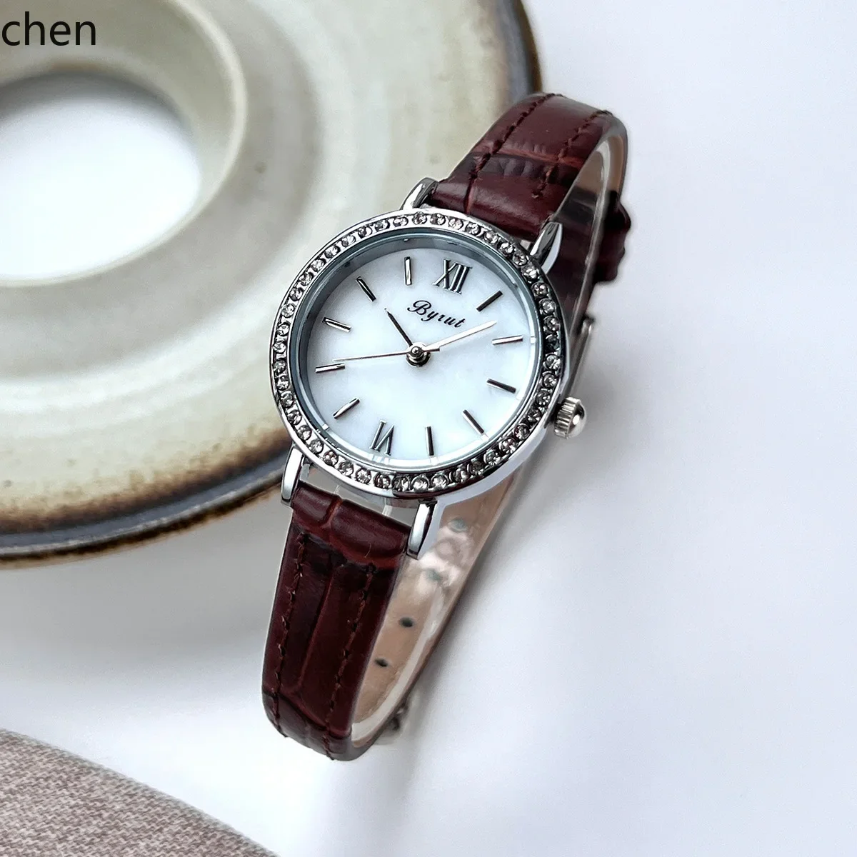 ZZB new arrival: artsy, niche, and high-end women's watch - stylish, petite, and exquisite leather strap watch for ladies
