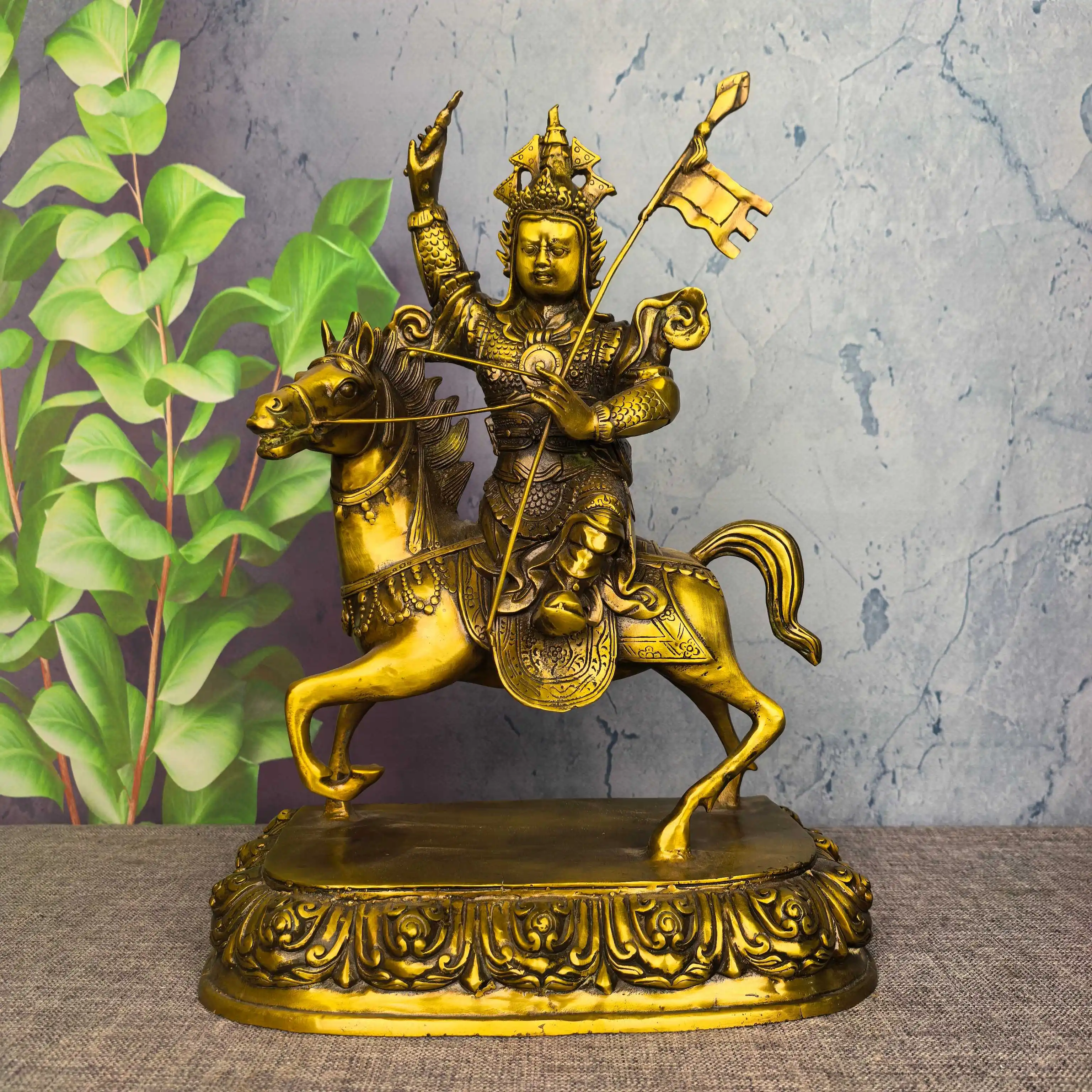 Old Brass King Gesar equestrian statue  Tibetan Hero screen Study desktop Amass wealth Ornaments