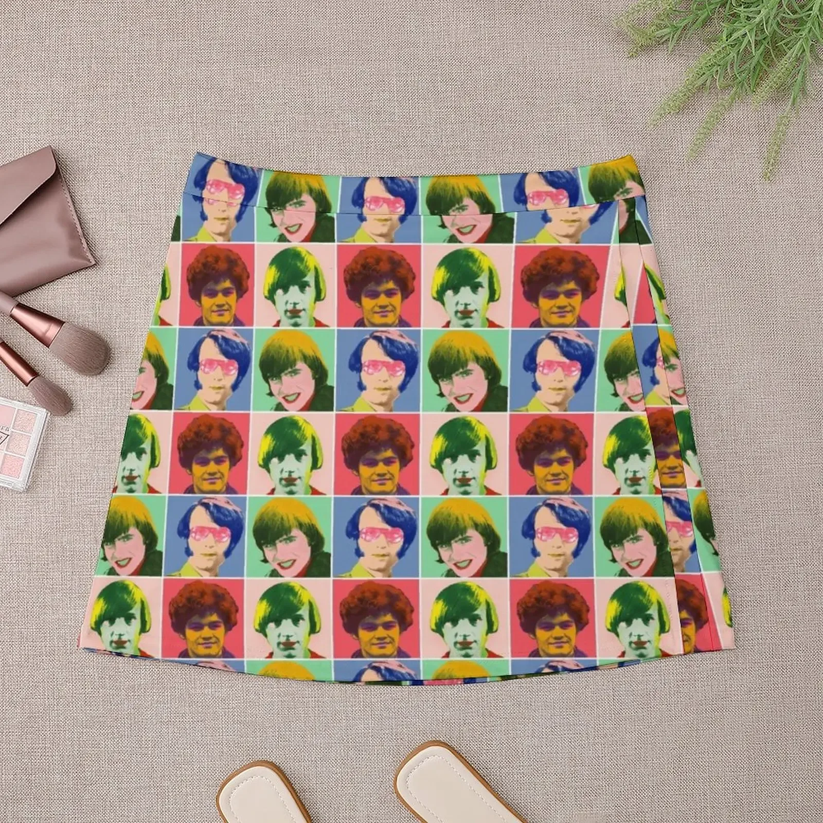 Warhol Monkees (Checkered) Rok Mini Rok Wanita Tren 2025 Rok Musim Panas Wanita Fashion Jepang