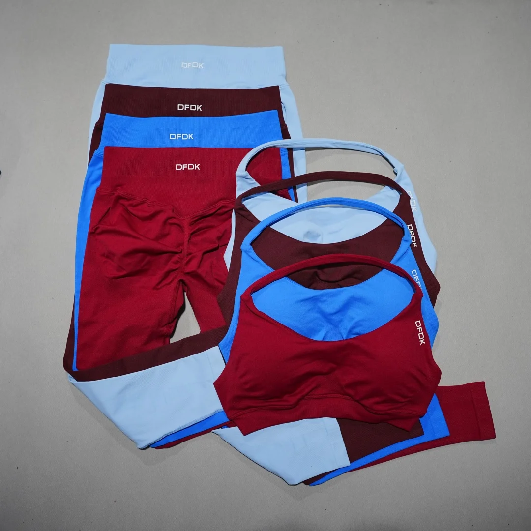 

DFDK 2Pcs Seamless Workout Set, Short Sleeve Yoga Top, Slim Fit Running Pants, Breathable Fitness Sportswear