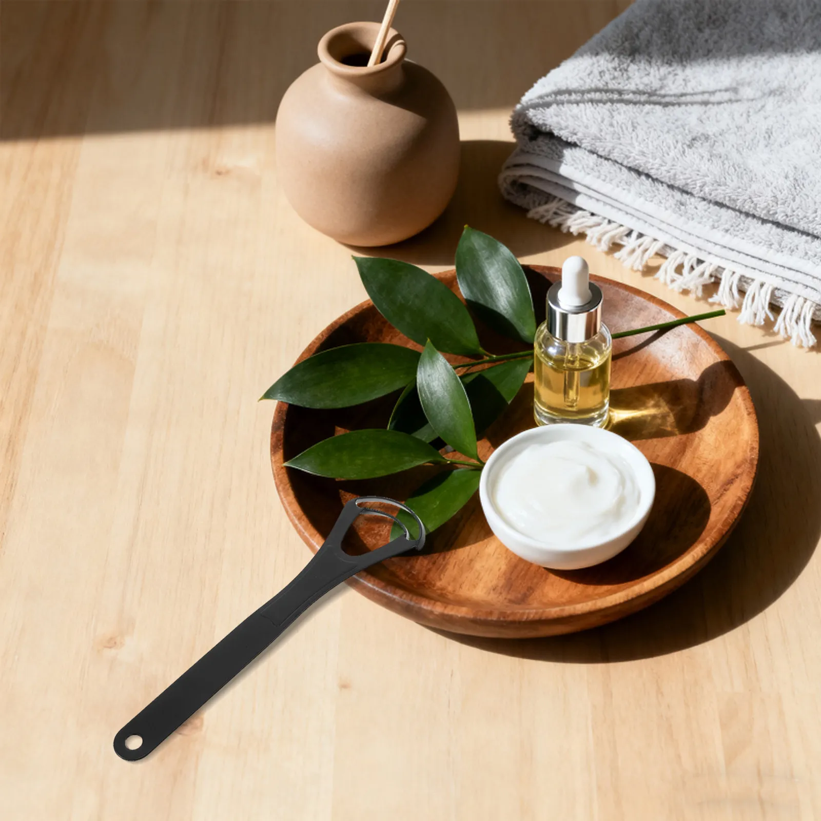 

2Pcs Stainless Steel Tongue Scraper Reusable Metal Tongue Cleaner for Adults Compact Oral Care Tool Fresh Breath Coating Remover