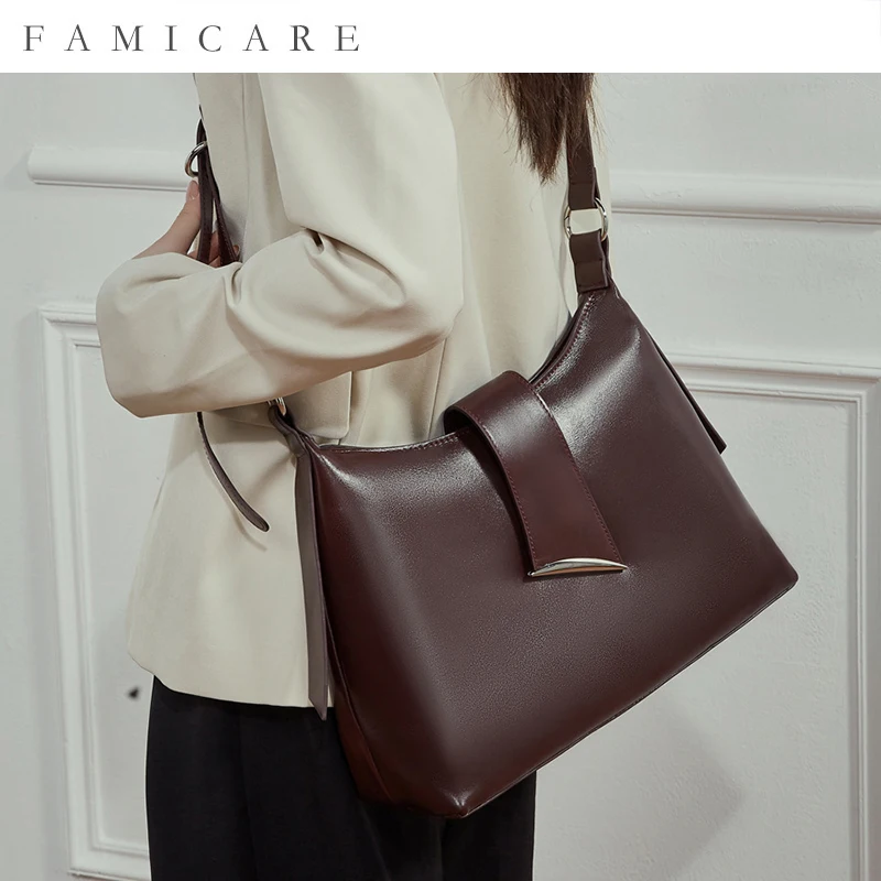 

2025 New Top Grain Leather Spacious Hobo Handbag Single Shoulder Crossbody Pack Women Commuting Business Premium Satchels Bag