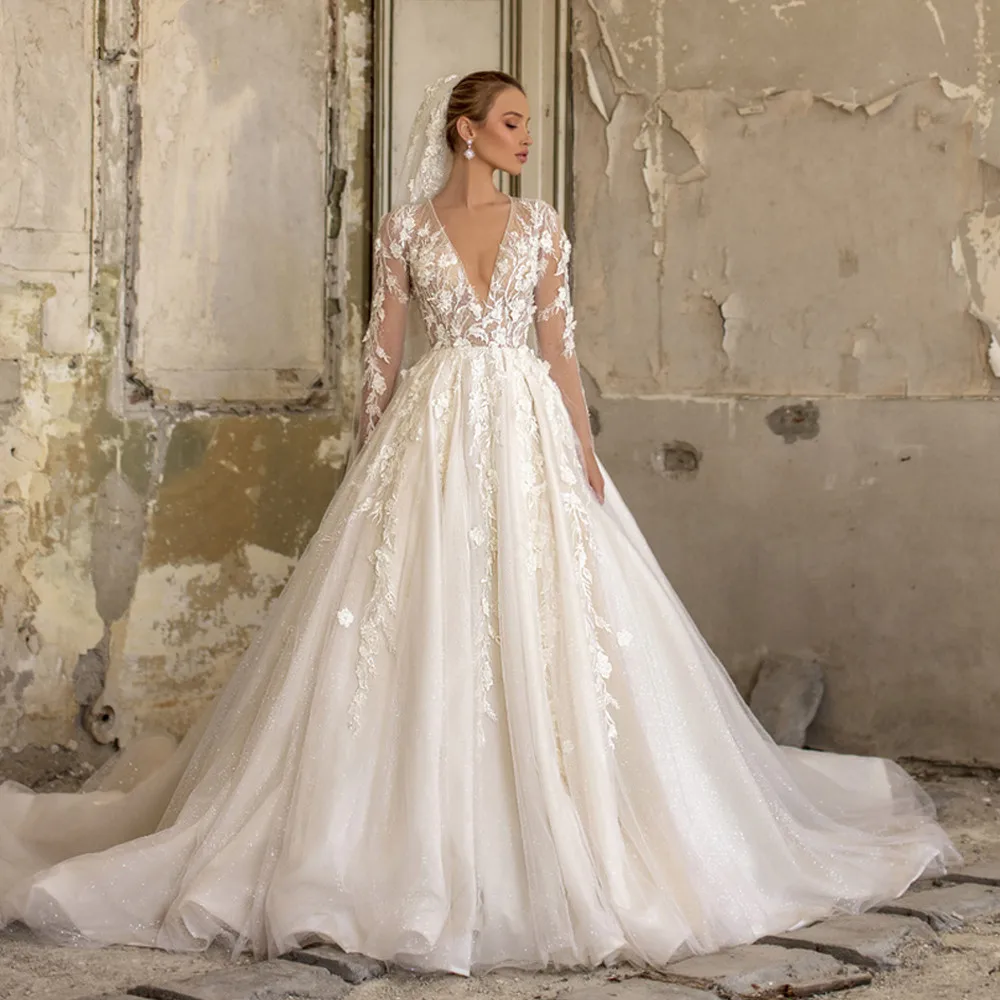 Customized Vintage Lace A-Line Princess Wedding Dresses V-Neck Long Sleeve Vestido De Novia Appliques Bride Robe De Mariee