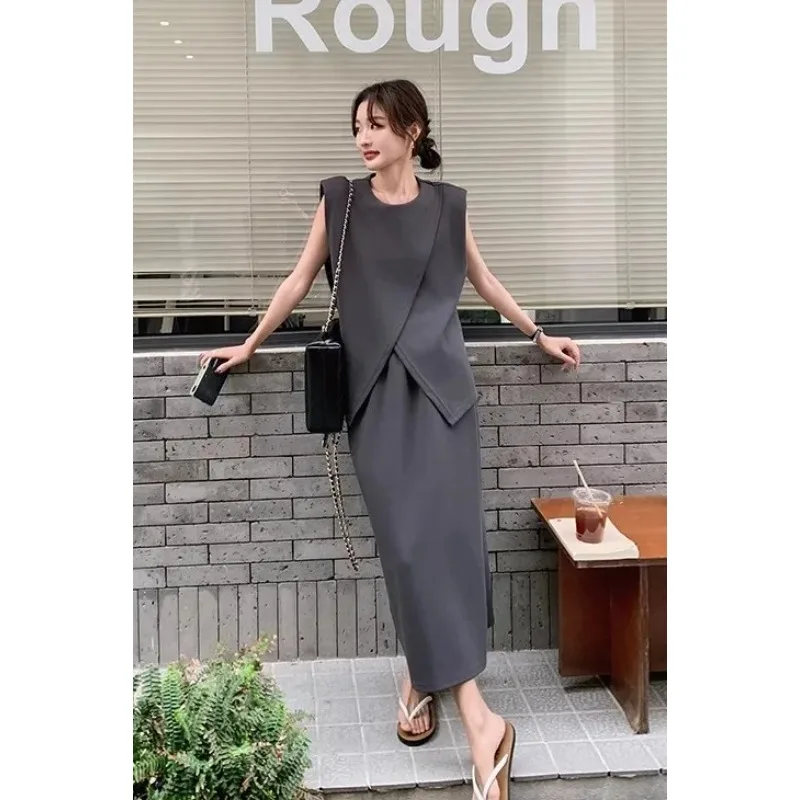 

Women's Gray Sleeveless Asymmetrical Top and Midi Skirt Set Minimalist Two-Piece Outfit