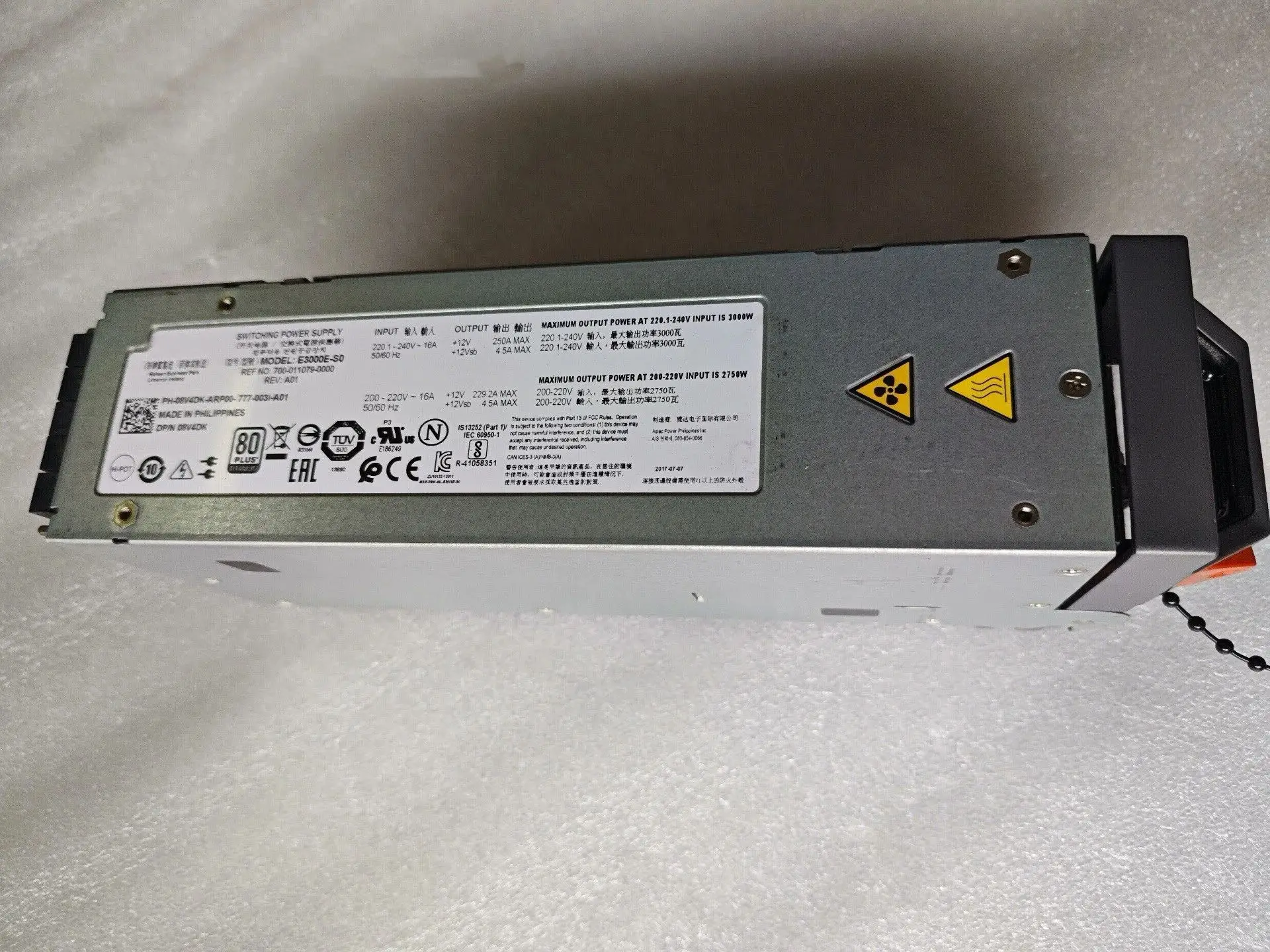 8V4DK Poweredge M10…