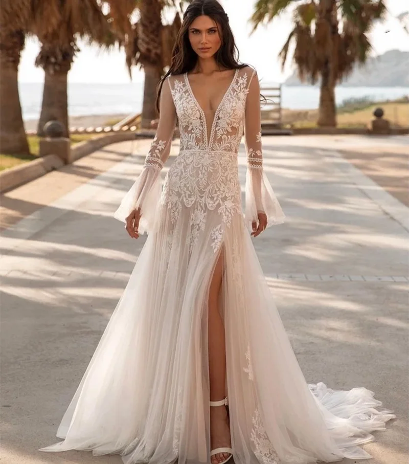 Lace Boho Beach Wedding Dress 2022 Long Sleeve Sexy Front/Side Split Open Back Bohemia Bridal Gowns Sheer Back Tulle Bridal