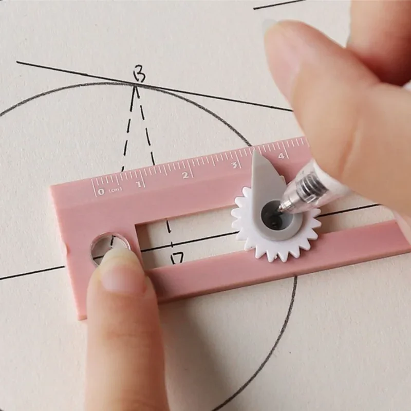 1Pc dois-em-um Bússolas Cor Multifuncional Desenho Círculo Ferramenta DIY Régua de Bússola Geométrica para Escola Office Casa