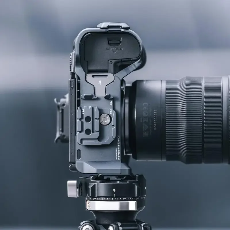 

Комплект быстросъемной клетки для камеры FALCAM F22 F38 F50 для Canon R5 Mark II