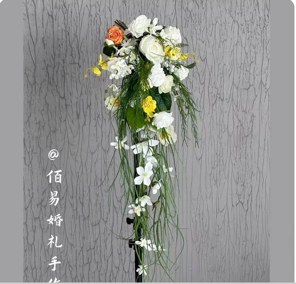 

Горячие каплевидные цветы, свадебный букет Синин, свадебные искусственные цветы, украшения для свадебной комнаты, подарок для подруг, сделай сам