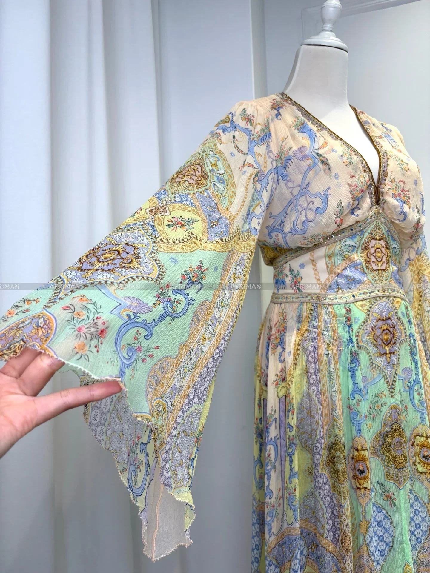 المرأة الخامس الرقبة كريستال مطرز مضيئة كم طويل زهرة طباعة عطلة ارتداء فستان ماكسي طويل الحرير #4