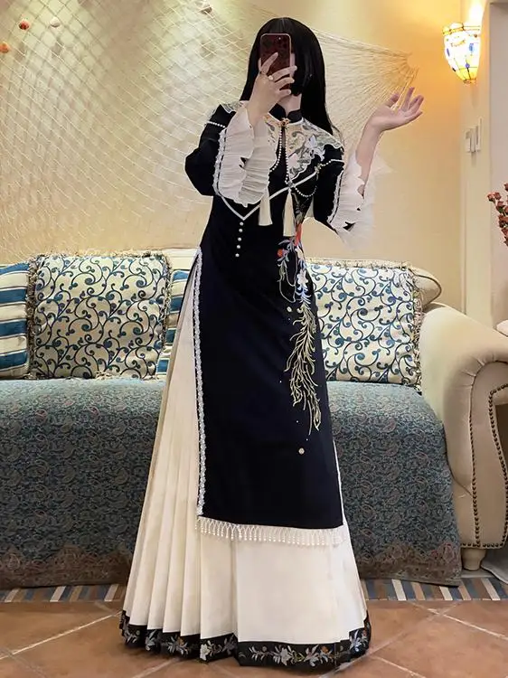 New Chinese black cheongsam dress female 2025 spring summer snake year engagement toasted Hanfu horse dress senior sense suit