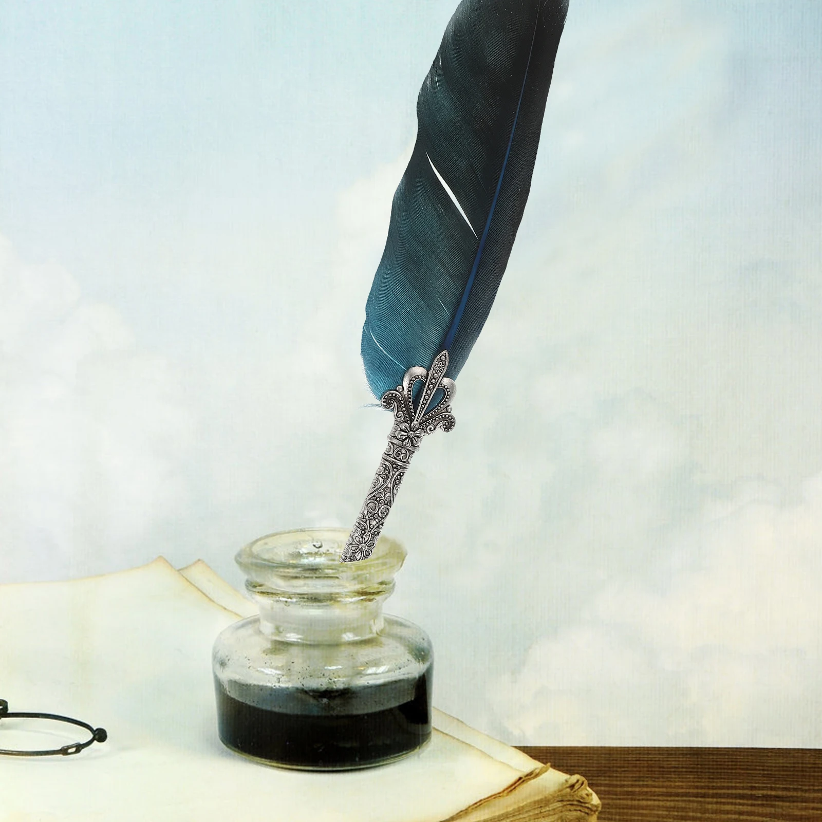 

1Set Quill Dip Pen Calligraphy Set Premium Metal Craftsmanship with 5 Nibs for Writing Drawing School Office Supplies