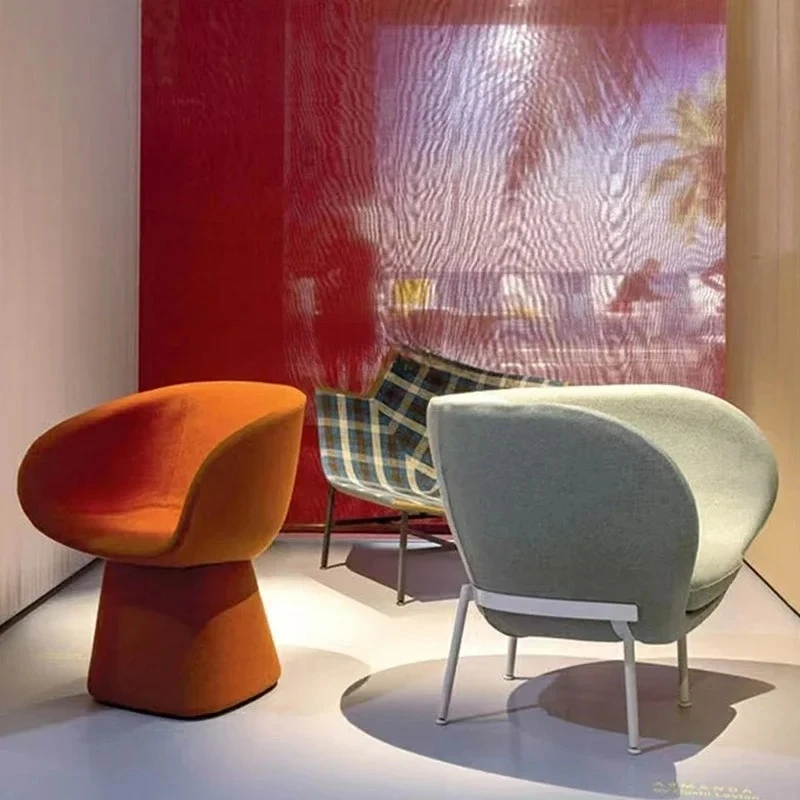 كرسي طعام قماشي متغير تدريجي من P Nordic نموذج غرفة منزلية بلونين للترفيه. كرسي فردي للاستقبال