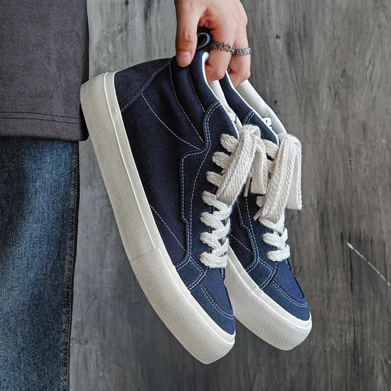 

2025 new men's shoes autumn thick soled skateboard shoes casual versatile bread shoes Korean version trendy sports board shoes