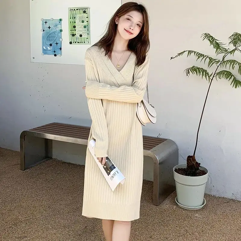 Women Autumn Winter Simplicity Loose Solid Color V-neck Long Sleeve Knitted Dress Ladies Casual Temperament Sweet A-line Skirt