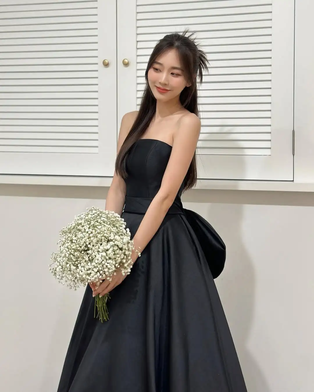 Sondr 黒のウェディングドレス韓国サテン A ラインウェディングスナップドレスレセプションドレスイブニングドレスコルセットバックフォーマルガウン