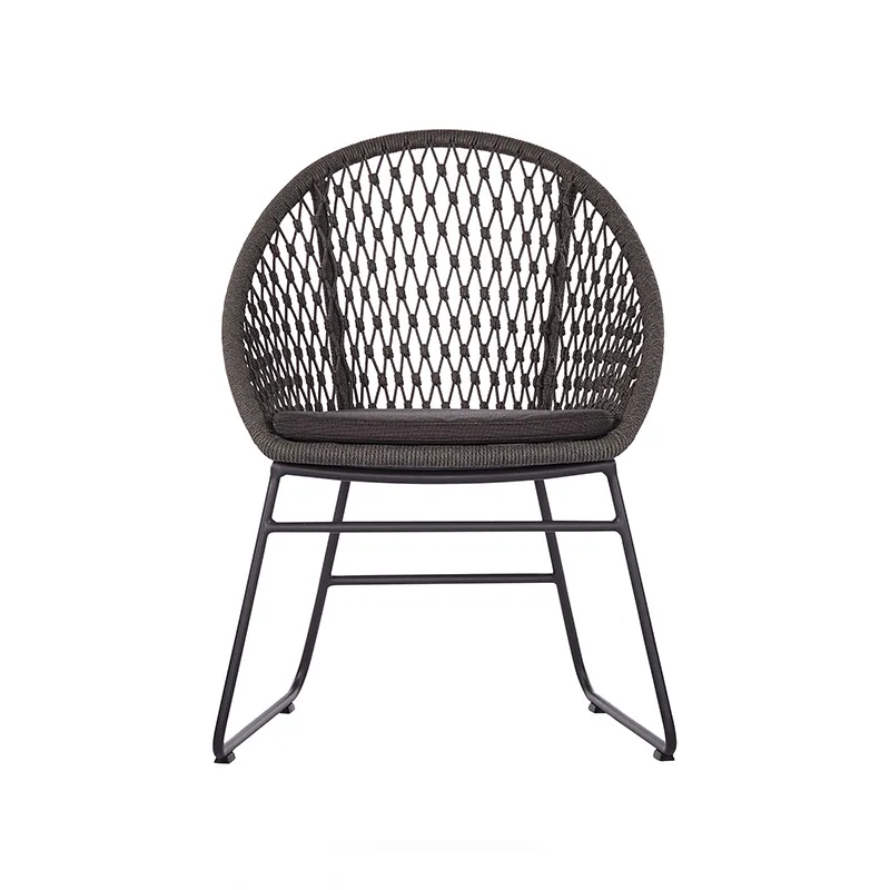 Sedia in rattan da esterno nordica personalizzabile, mobili creativi in rattan