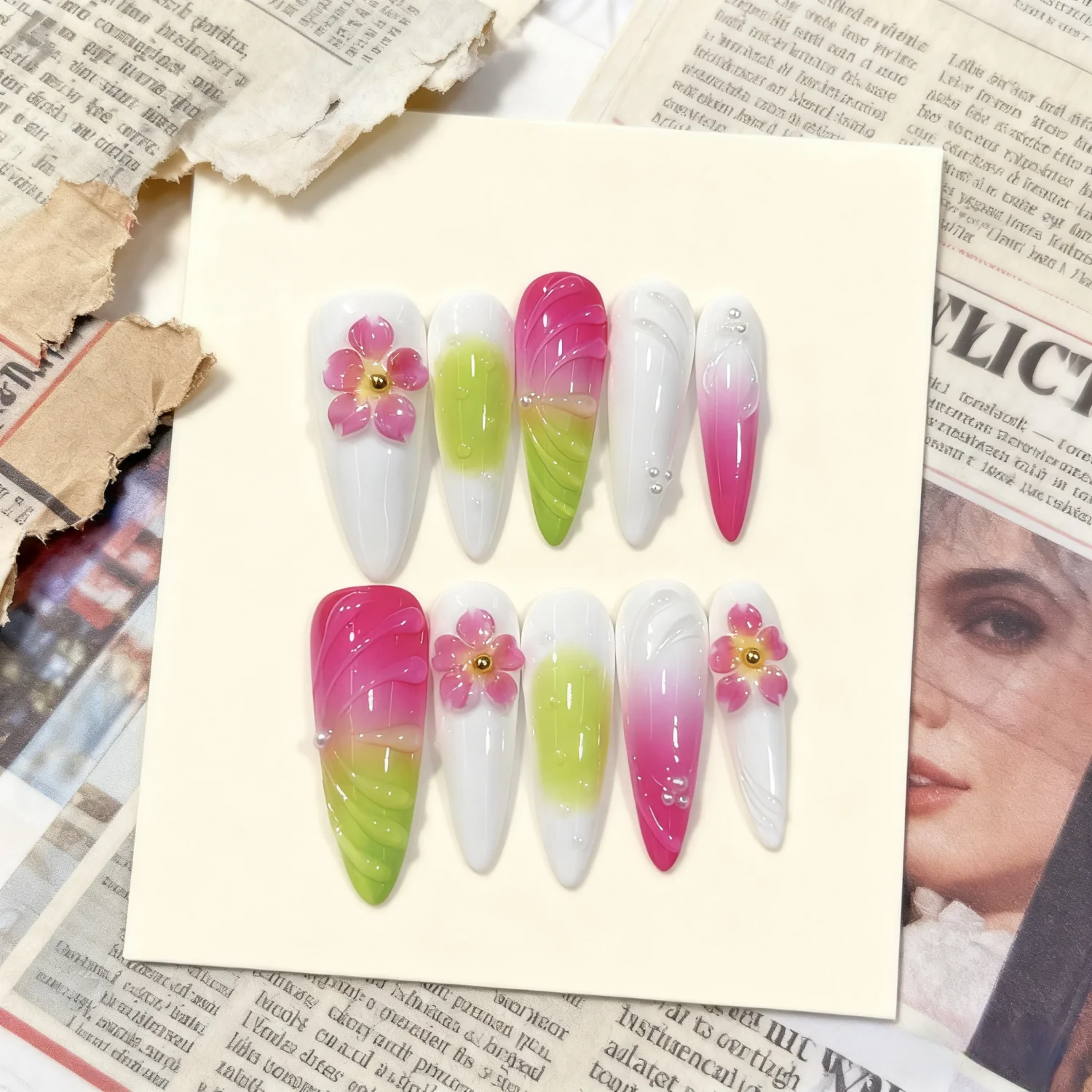 

10PCS Wearable Handmade Fake Nails 3D Flowers Press on Nails Art Spice Girls Style European Almond False Nails XS S M L Size