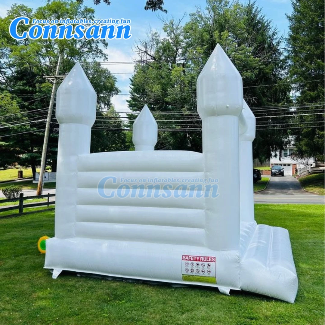 Casa inflável branca do salto, castelo Bouncy do jumper para o partido do casamento, bouncer com ventilador, personalização