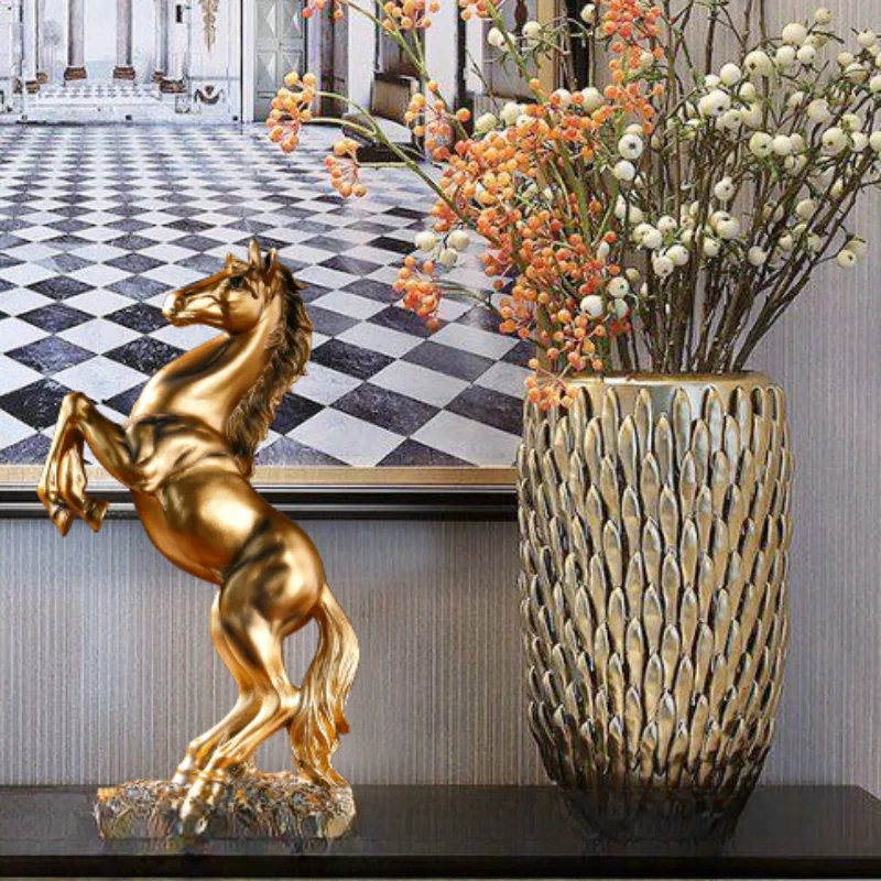 

Creative Resin Statue Horse,Win Instant Succeed Art Ornament Furniture,Nordic Office Living/Study Room Desk Home Decoration