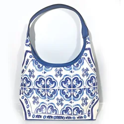 Tote bag for women, 2024 new bag, commuting fashionable large-capacity portable shoulder bag