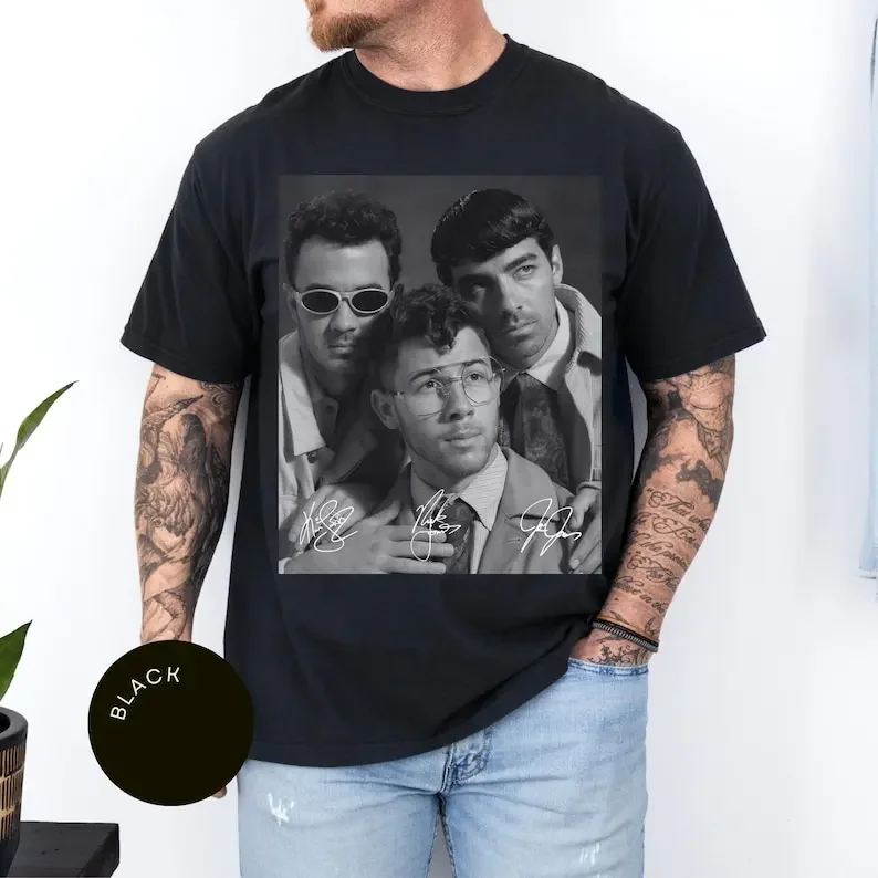 

Camiseta con retrato firmado de los Jonas Brothers / EXCLUSIVA DE JONASCON / Jonas Brothers / Joe Nick Kevin Jonas / Tiempo limi