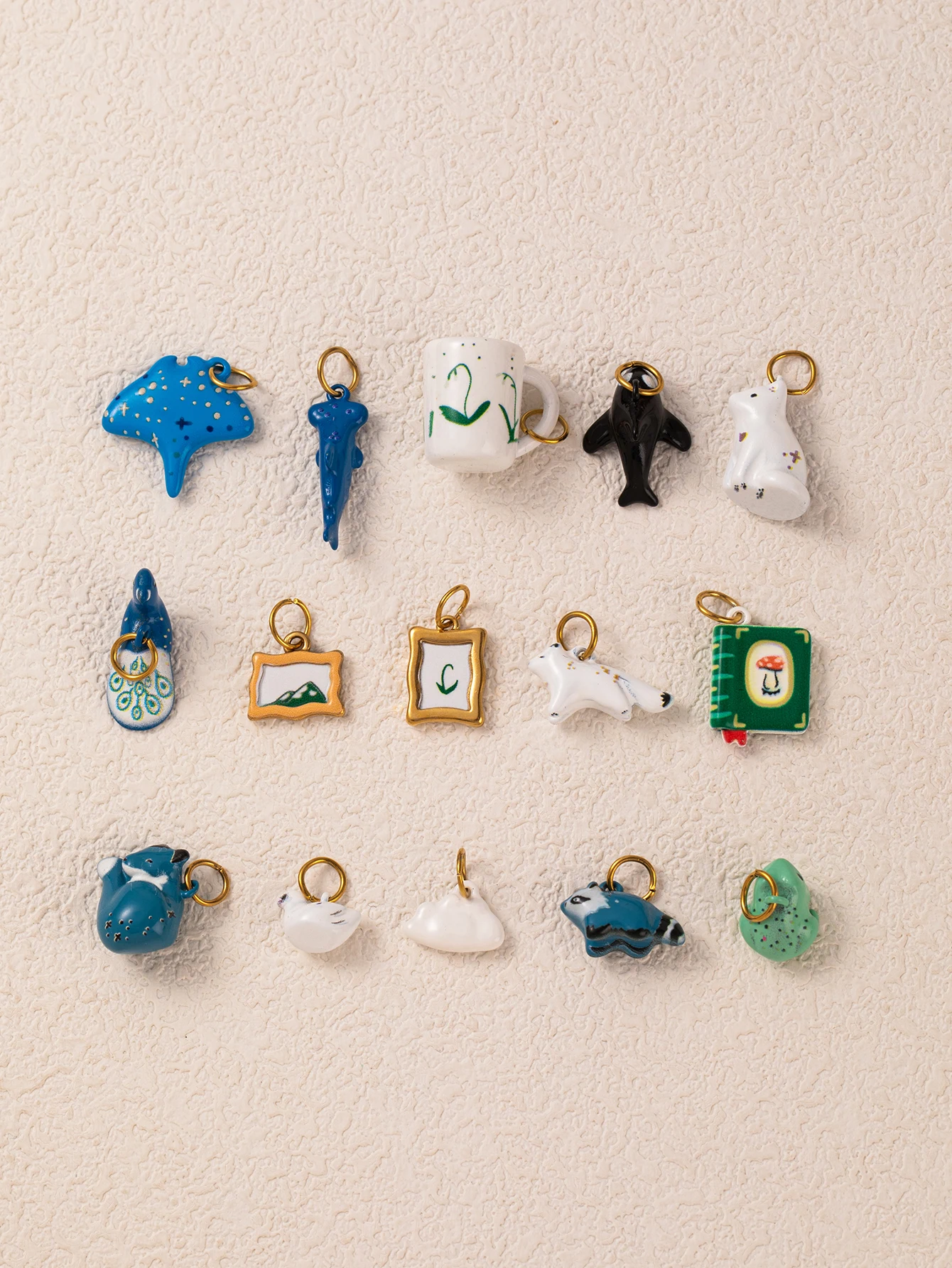 Neue trendige Meeres-Serie: Muschel-, Schildkröten- und kleine Fisch-Anhänger für DIY-Schmuckherstellung – Detail 3