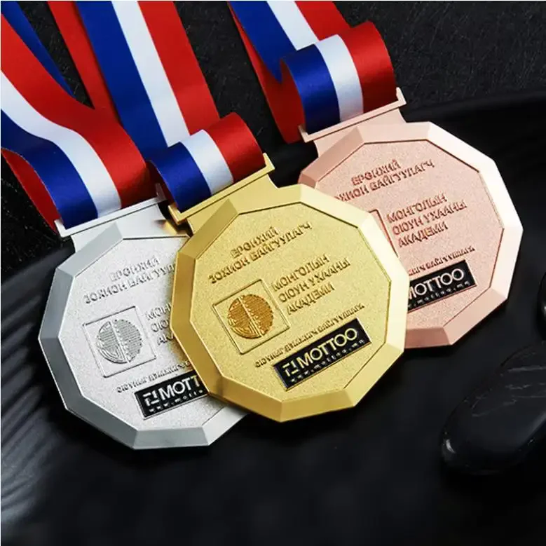 Wholesale Marathon Judo Customized Design Logo Sports Gold Metal Customized Acrylic Blank Medal Manufacturer