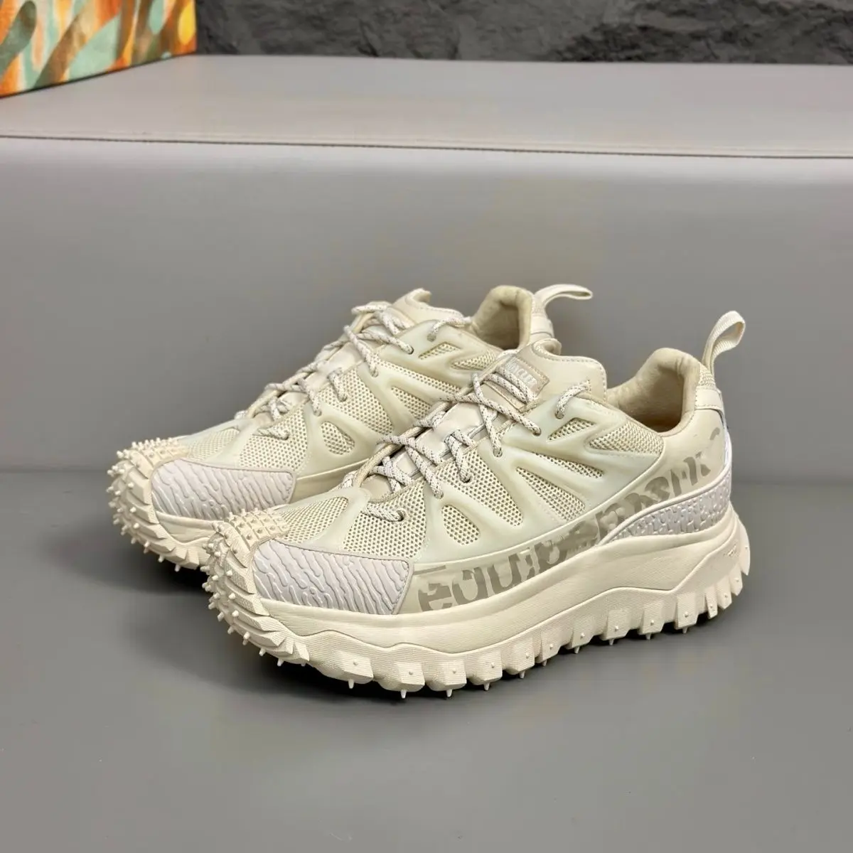 Men's Women's Breathable Lightweight Wear-Resistant Unisex Running Shoes Professional Running Sneakers Very Good